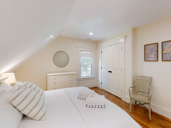 Lovely Cape Cod 3 Bedroom Vacation Rental
