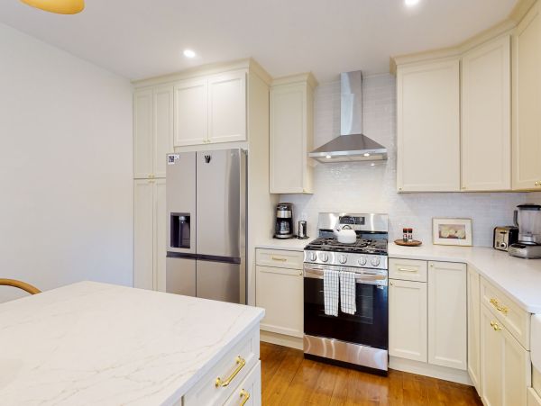 Lovely Cape Cod 3 Bedroom Vacation Rental