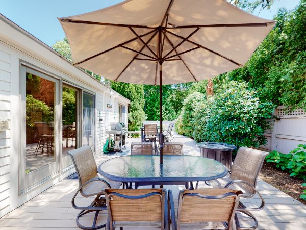 Mashpee Cape Cod Delightful Vacation Home away from Home