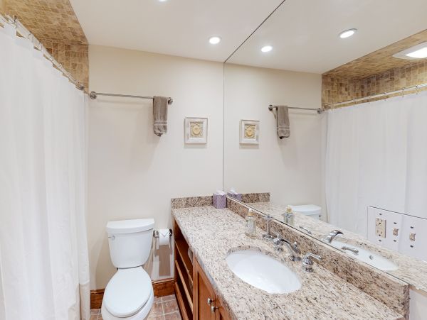 Mashpee Cape Cod Delightful Vacation Home away from Home