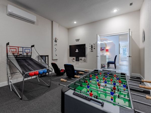 Luxury Orlando Vacation Rental with Pool & Home Theater Near Disney World