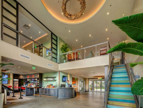 Luxurious 12-Bdm Villa with Everything for a Family Getaway in Orlando