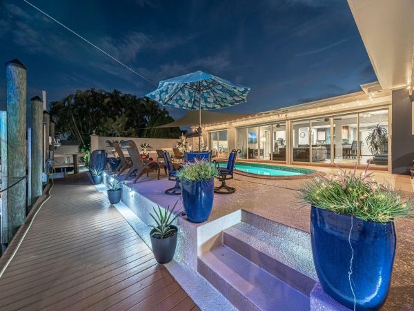 Fort Myers Luxury Home 4 Bedrooms and Gulf Access