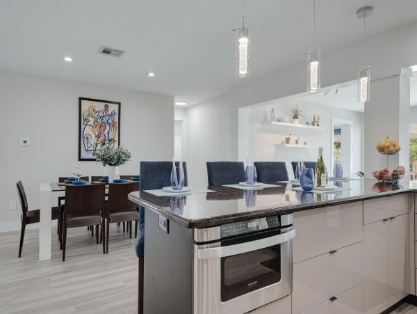 Fort Myers Luxury Home 4 Bedrooms and Gulf Access