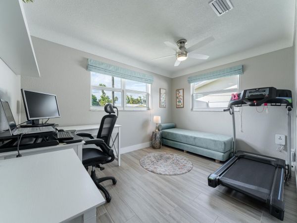 Fort Myers Luxury Home 4 Bedrooms and Gulf Access