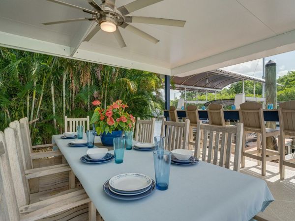 Fort Myers Luxury Home 4 Bedrooms and Gulf Access