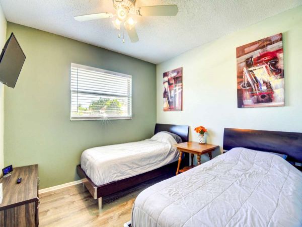 Lovely 3 Bedroom Vacation Home in Bradenton