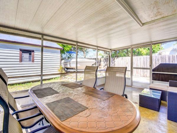 Lovely 3 Bedroom Vacation Home in Bradenton
