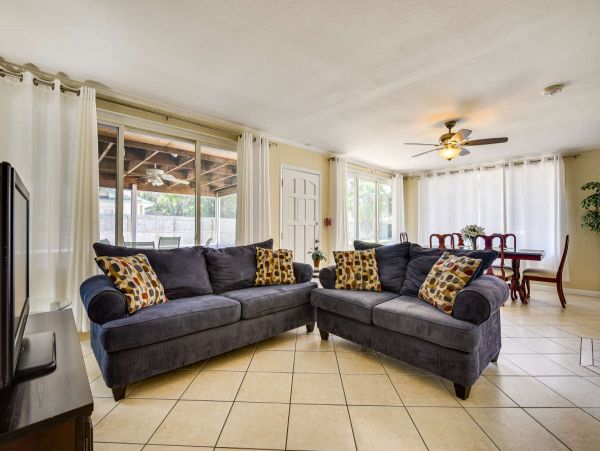 Charming 3 Bedroom Vacation Home in Bradenton
