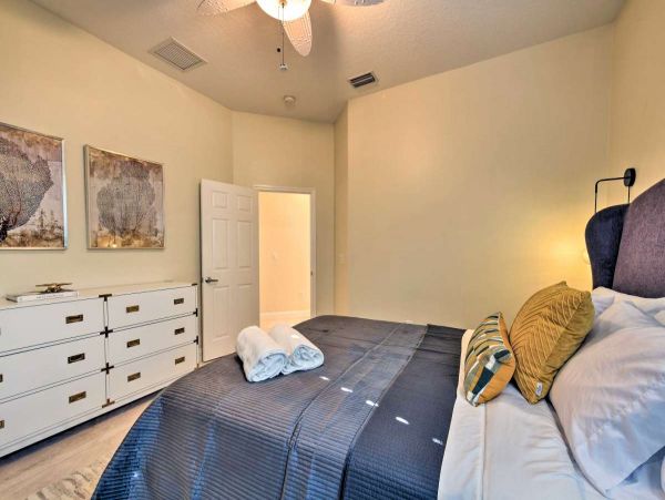 Bradenton 4 Bedroom Vacation Home with Great Amenities