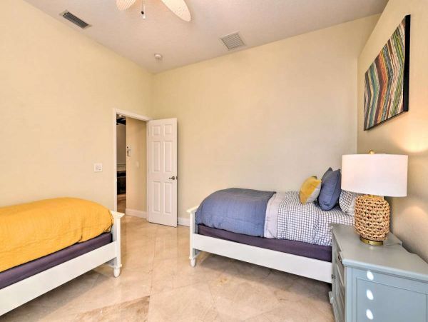 Bradenton 4 Bedroom Vacation Home with Great Amenities