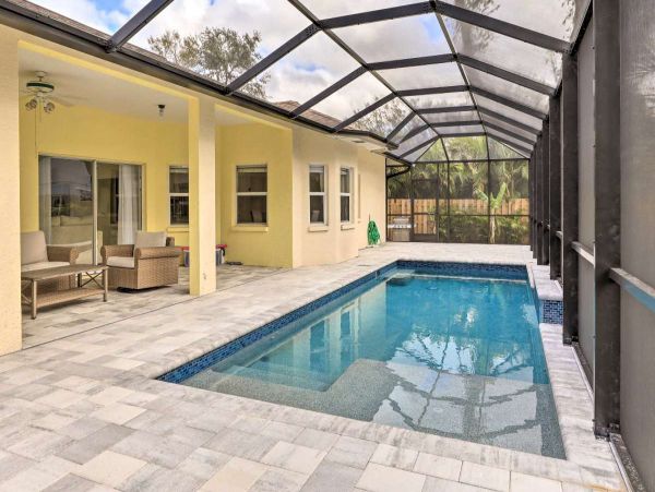 Charming 3 Bedroom Vacation Home in Bradenton Sleeps 7