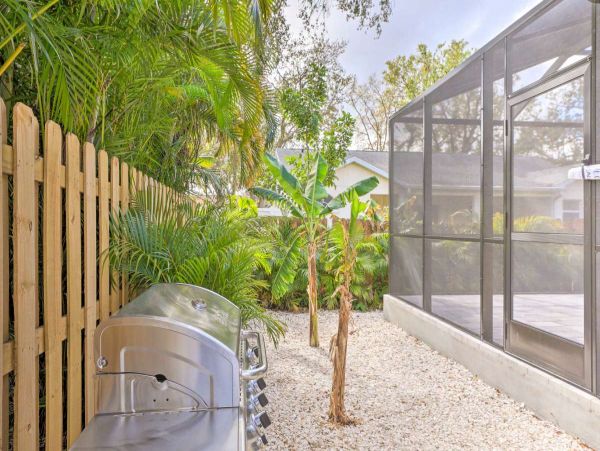Charming 3 Bedroom Vacation Home in Bradenton Sleeps 7