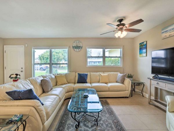 Two Bedroom  Vacation Home in Bradenton