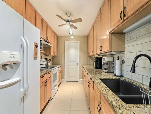 Two Bedroom  Vacation Home in Bradenton