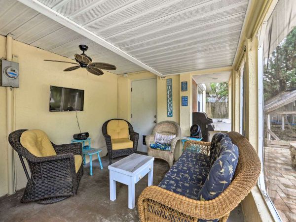 Two Bedroom  Vacation Home in Bradenton