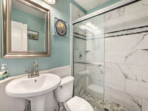 Two Bedroom  Vacation Home in Bradenton