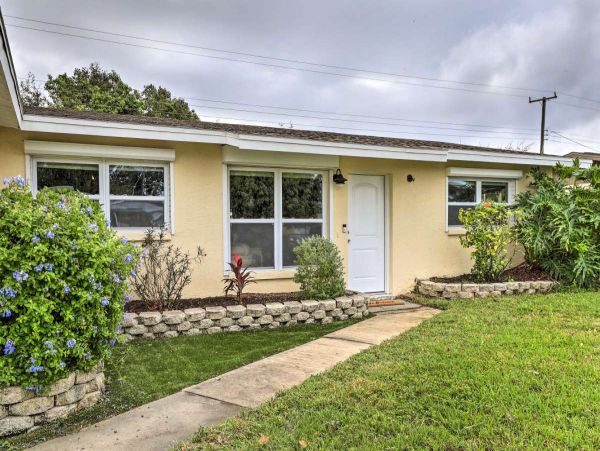 Two Bedroom  Vacation Home in Bradenton