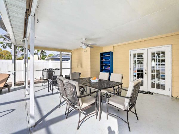 Bradenton Vacation Home with 3 Bedrooms & Pool Sleeps 8