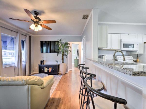 Bradenton Vacation Home with 3 Bedrooms & Pool Sleeps 8