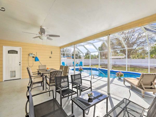 Bradenton Vacation Home with 3 Bedrooms & Pool Sleeps 8
