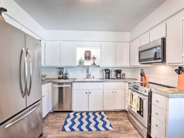 Bradenton Vacation Home Three Bedrooms Sleeps 12 Guests