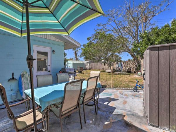 Bradenton Vacation Home Three Bedrooms Sleeps 12 Guests