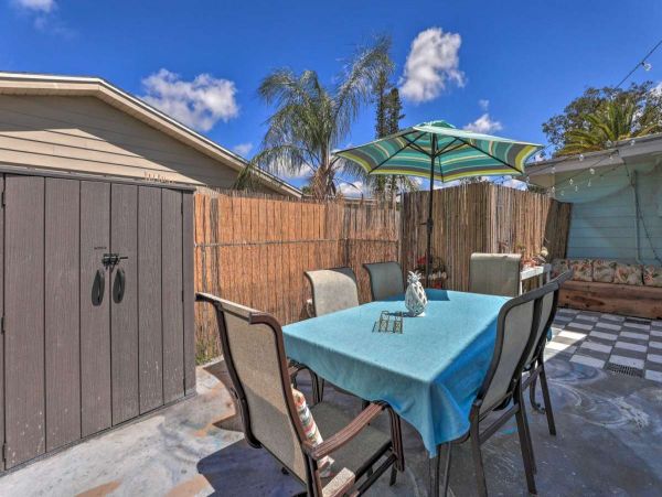 Bradenton Vacation Home Three Bedrooms Sleeps 12 Guests