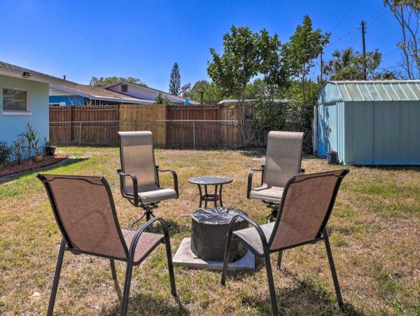 Bradenton Vacation Home Three Bedrooms Sleeps 12 Guests