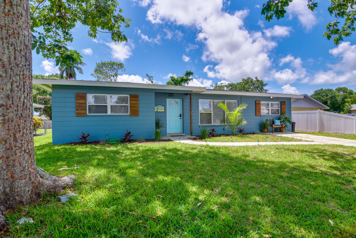 Lovely Bradenton Vacation Getaway 3 Bedrooms Sleeps 10 Guests