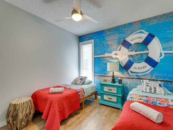 Escape to Bradenton with 3 Bedroom & Private Pool