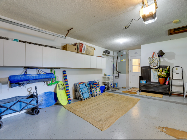 Escape to Bradenton with 3 Bedroom & Private Pool