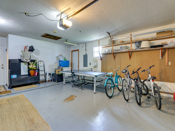 Escape to Bradenton with 3 Bedroom & Private Pool