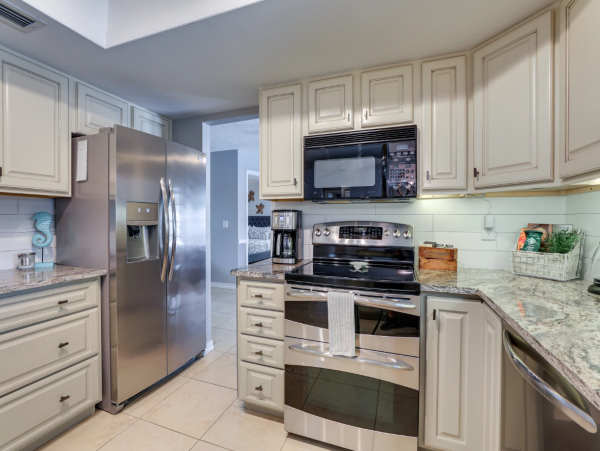Escape to Bradenton with 3 Bedroom & Private Pool