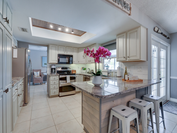 Escape to Bradenton with 3 Bedroom & Private Pool