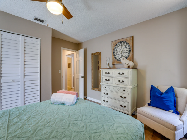 Escape to Bradenton with 3 Bedroom & Private Pool