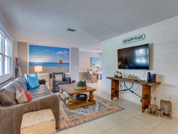 Escape to Bradenton with 3 Bedroom & Private Pool