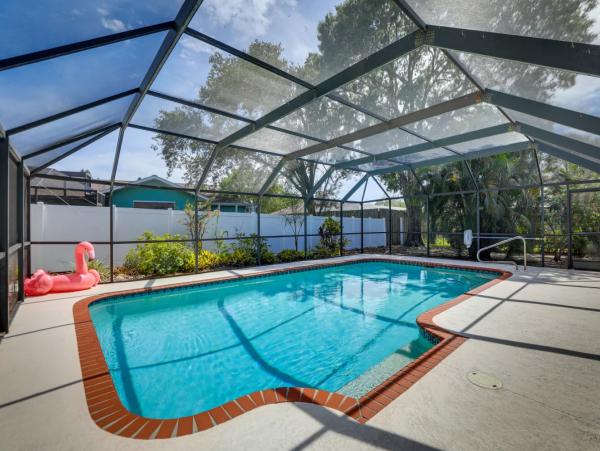 Escape to Bradenton with 3 Bedroom & Private Pool