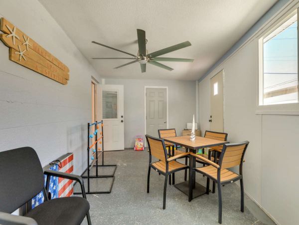 Bradenton Vacation Home Four Bedrooms Sleeps 9 Guests