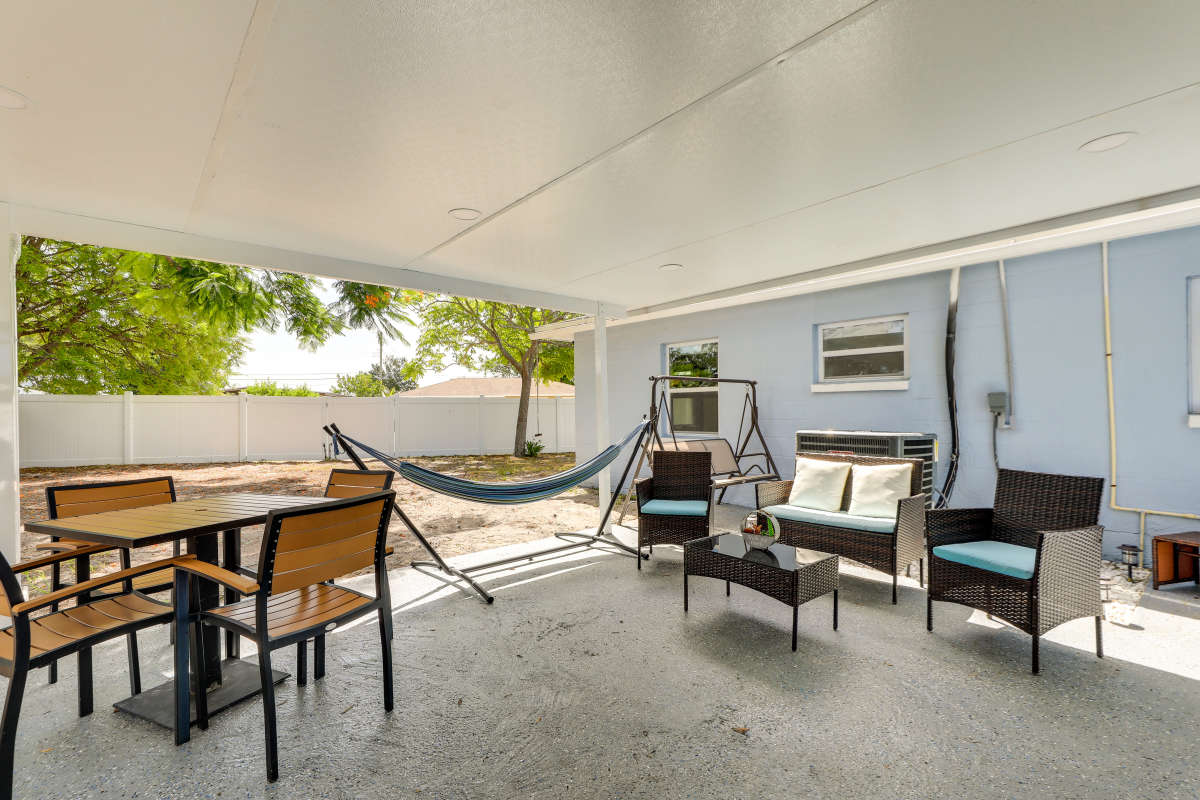 Bradenton Vacation Home Four Bedrooms Sleeps 9 Guests