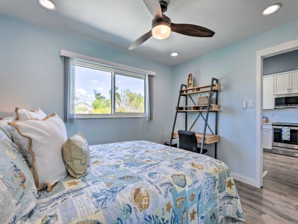 Lovely 2 Bedroom Townhome in Holmes Beach