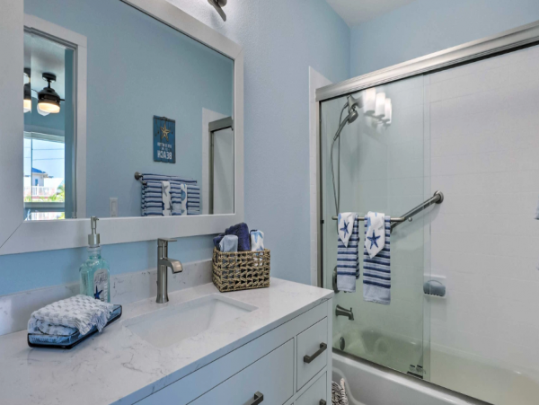 Lovely 2 Bedroom Townhome in Holmes Beach