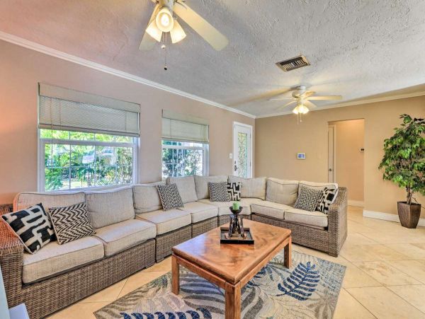 Waterfront Palmetto 3 Bedroom Vacation Getaway Sleeps 10