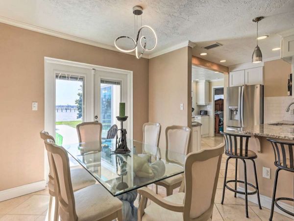 Waterfront Palmetto 3 Bedroom Vacation Getaway Sleeps 10