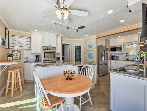 Waterfront Palmetto 3 Bedroom Vacation Getaway Sleeps 10