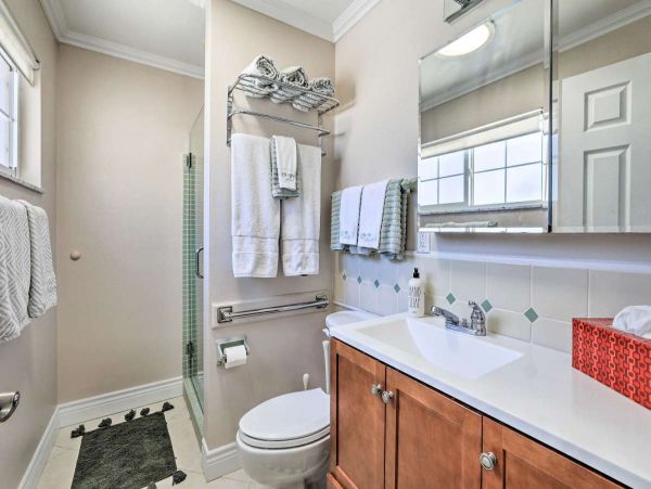 Waterfront Palmetto 3 Bedroom Vacation Getaway Sleeps 10