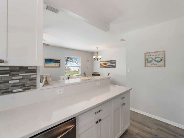 Palmetto 3 Bedroom Vacation Home with River View Sleeps 6