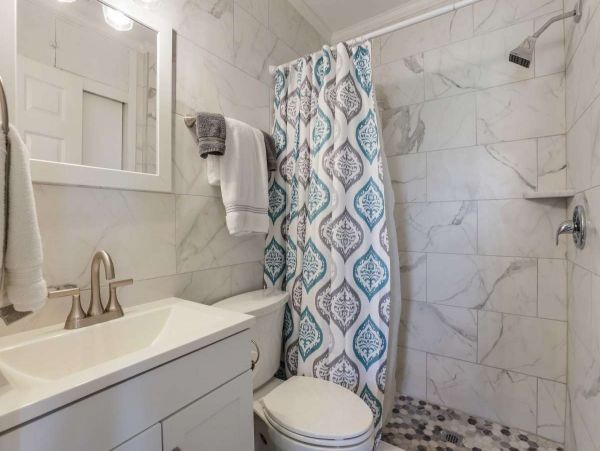 Palmetto 3 Bedroom Vacation Home with River View Sleeps 6