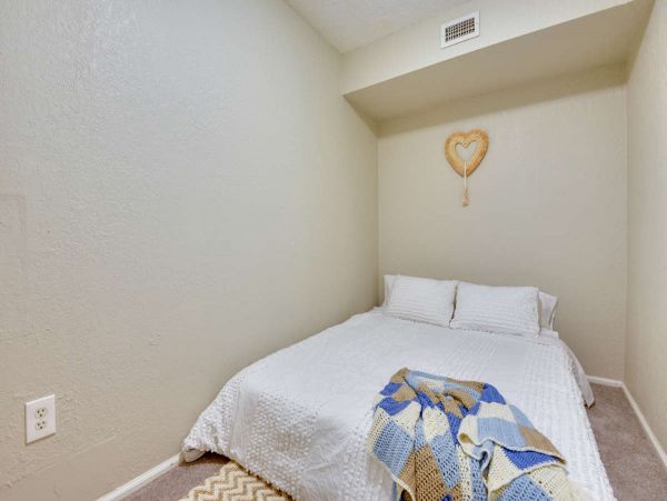 Palmetto Vacation Pool Home with Great Amenities Sleeps 8