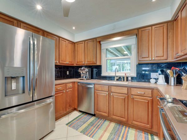 Palmetto Vacation Home Three Bedrooms Sleeps 6 Guests